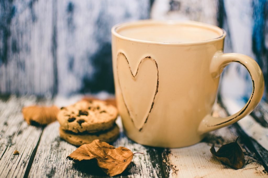 Kaffeetasse mit Keksen